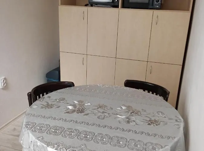 Apartman Hulin, Chrastany